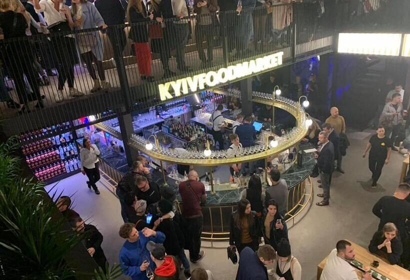 آپارتمان 2 خوابه, Khreschatyk Suites