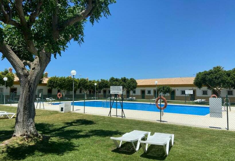 标准三人间, Hostal Los Mellizos