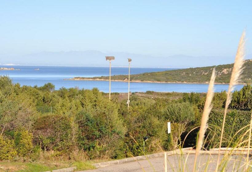 آپارتمان 2 خوابه با چشم‌انداز دریا, Residence Cala Petralana