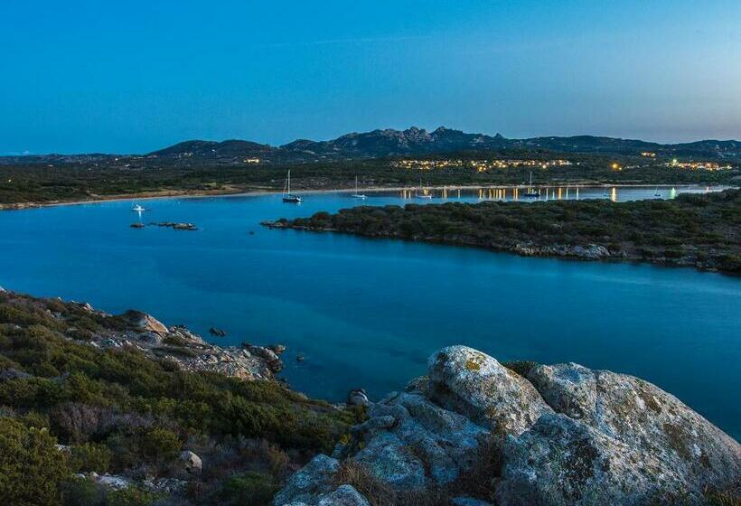 آپارتمان 2 خوابه با چشم‌انداز دریا, Residence Cala Petralana
