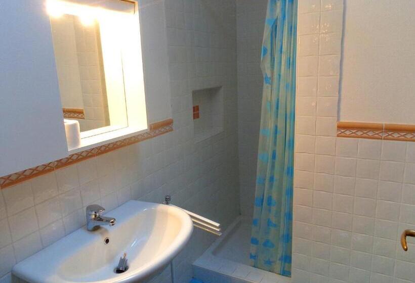 ویلای 1 خوابه با چشم‌انداز دریا, Residence Cala Petralana