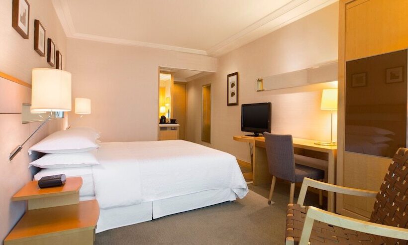 Номер Superior, Four Points By Sheraton Shenzhen