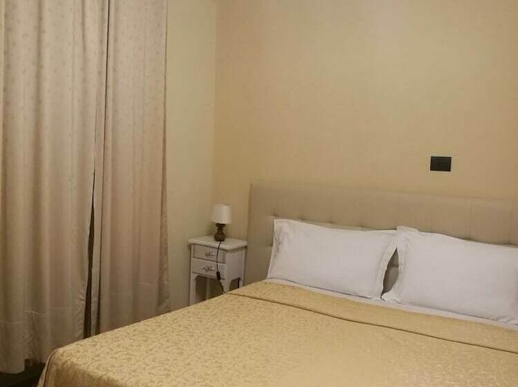 اتاق اکونومی, Grand Hotel & Des Anglais Spa