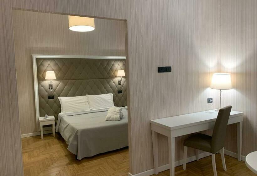 اتاق استاندارد سه نفره, Grand Hotel & Des Anglais Spa