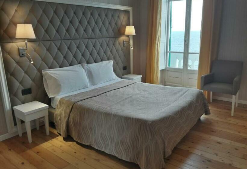 اتاق سوپریور با چشم‌انداز دریا, Grand Hotel & Des Anglais Spa