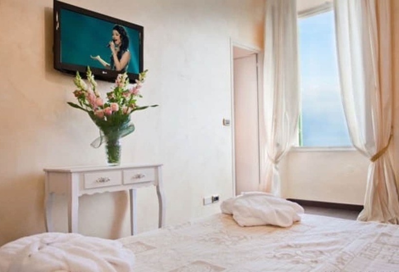 اتاق سوپریور با چشم‌انداز دریا, Grand Hotel & Des Anglais Spa