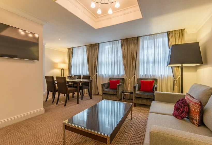 Полулюкс, Thistle London Holborn