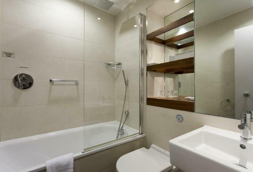Номер Стандарт, Thistle London Holborn