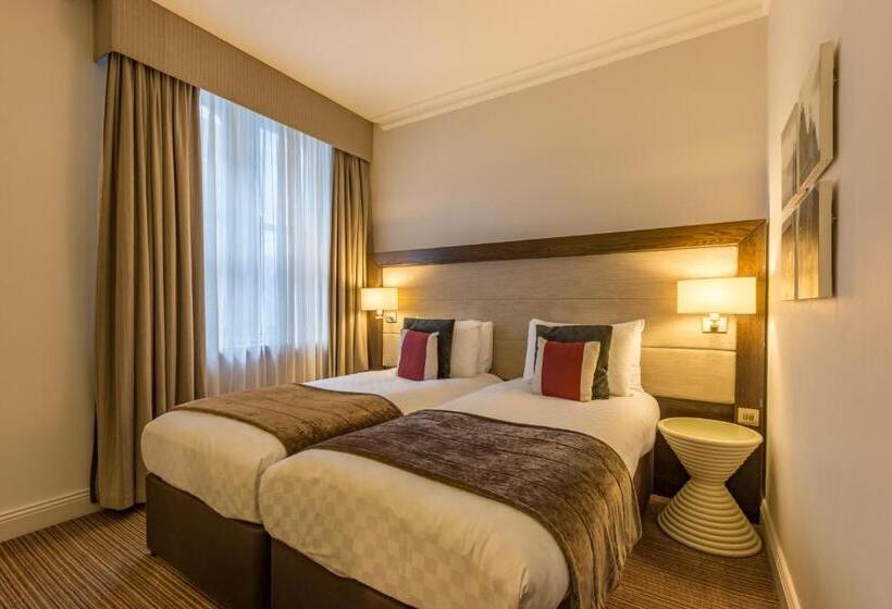 Номер Стандарт, Thistle London Holborn