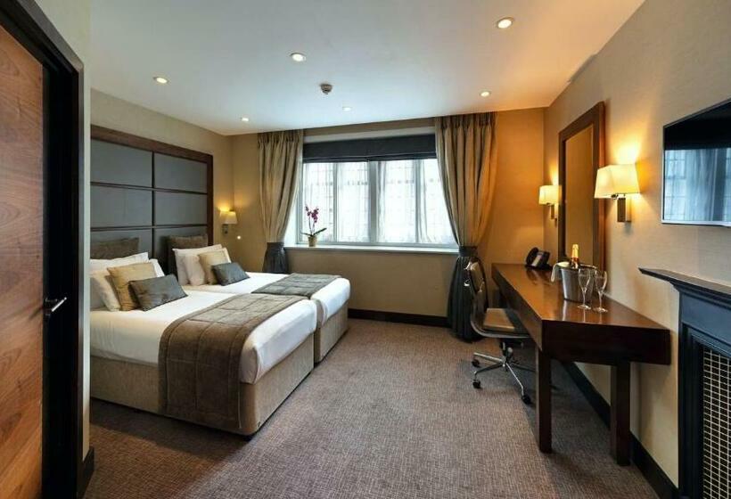 Номер Deluxe, Wellington Hotel By Blue Orchid