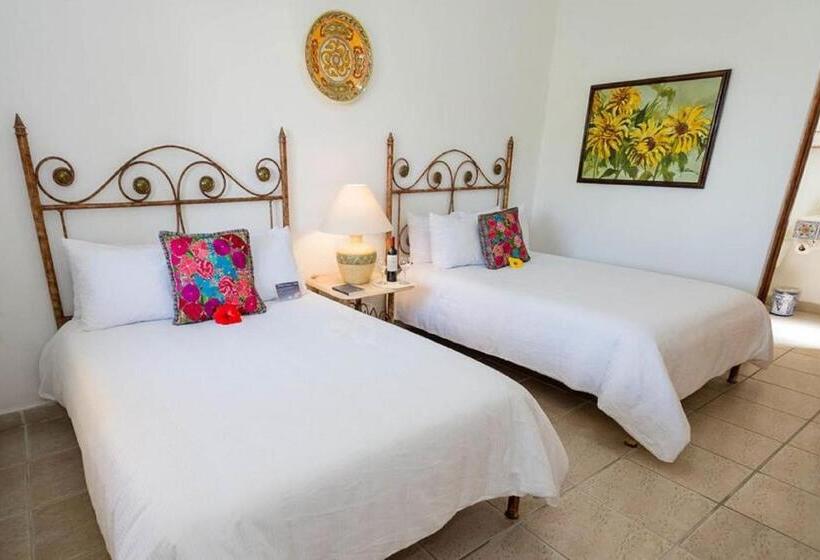 Habitación Estándar 2 Camas Matrimonio, El Encanto Inn & Suites