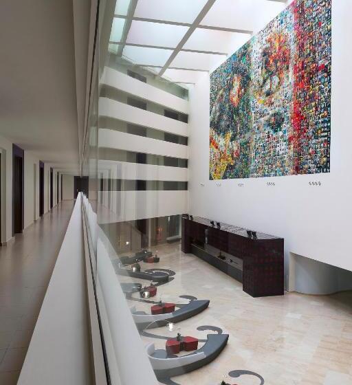 اتاق لوکس با چشم‌انداز استخر, Hard Rock Hotel Vallarta All Inclusive