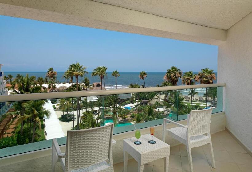 اتاق لوکس با تخت بزرگ, Hard Rock Hotel Vallarta All Inclusive