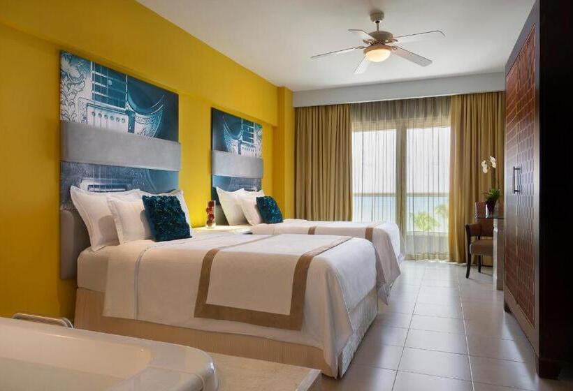 اتاق لوکس با تخت بزرگ, Hard Rock Hotel Vallarta All Inclusive