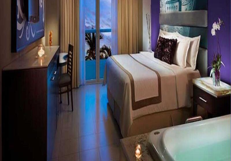 اتاق لوکس با تخت بزرگ, Hard Rock Hotel Vallarta All Inclusive