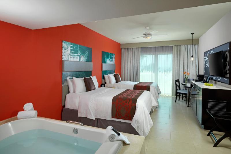 اتاق لوکس با چشم‌انداز دریا, Hard Rock Hotel Vallarta All Inclusive