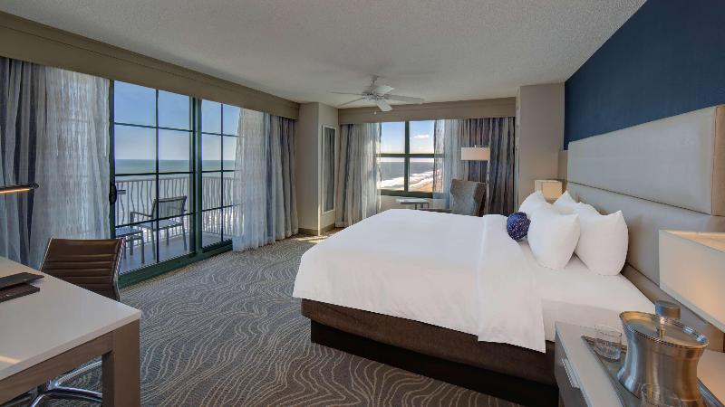 اتاق سوپریور با چشم‌انداز دریا, Hilton Virginia Beach Oceanfront