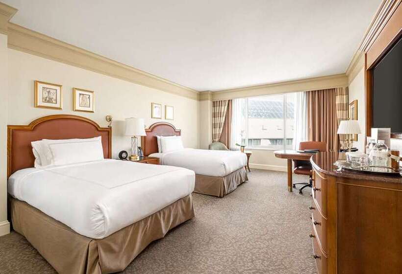 اتاق سوپریور با چشم‌انداز شهر, Hilton Virginia Beach Oceanfront