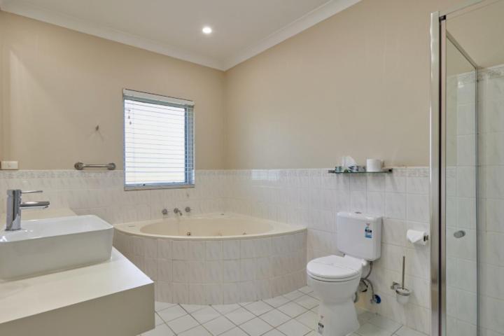 디럭스 스위트, Australian Homestead Motor Lodge