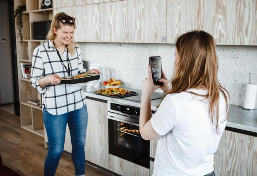 اتاق استاندارد, Light House Coliving
