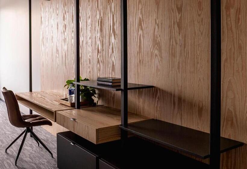 اتاق استاندارد, Light House Coliving