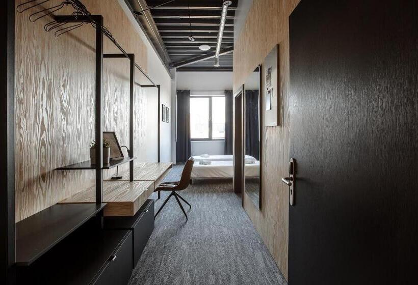 اتاق استاندارد, Light House Coliving