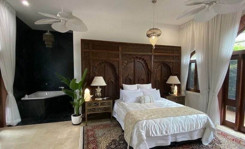디럭스 방갈로, Jodhai Bai Retreat