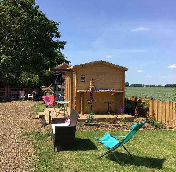 اتاق استاندارد با سرویس بهداشتی مشترک, Willow Barn