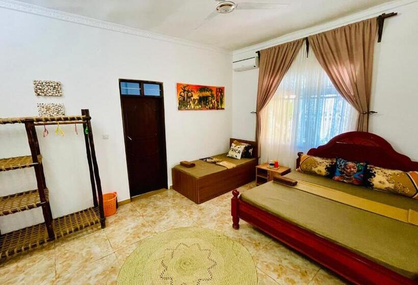 اتاق سوپریور با تخت بزرگ, Max Hotel Nungwi
