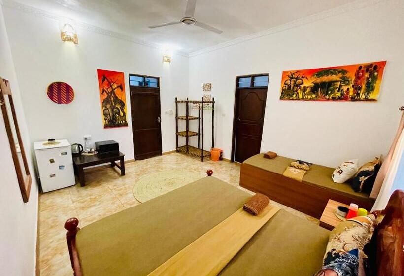 اتاق سوپریور با تخت بزرگ, Max Hotel Nungwi
