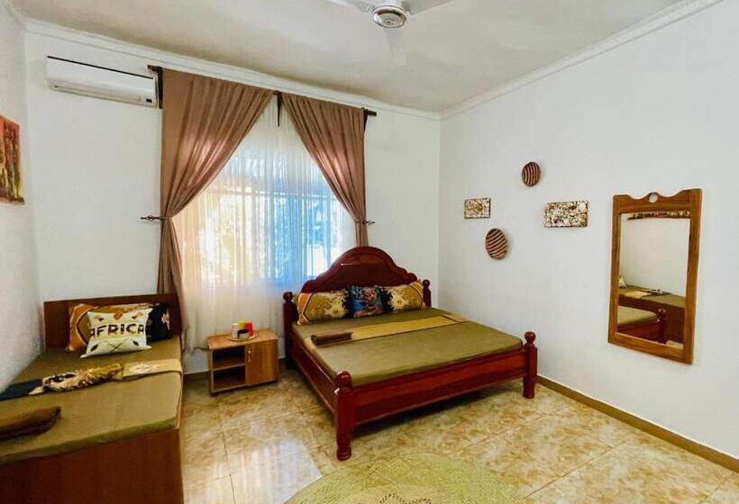 اتاق سوپریور با تخت بزرگ, Max Hotel Nungwi