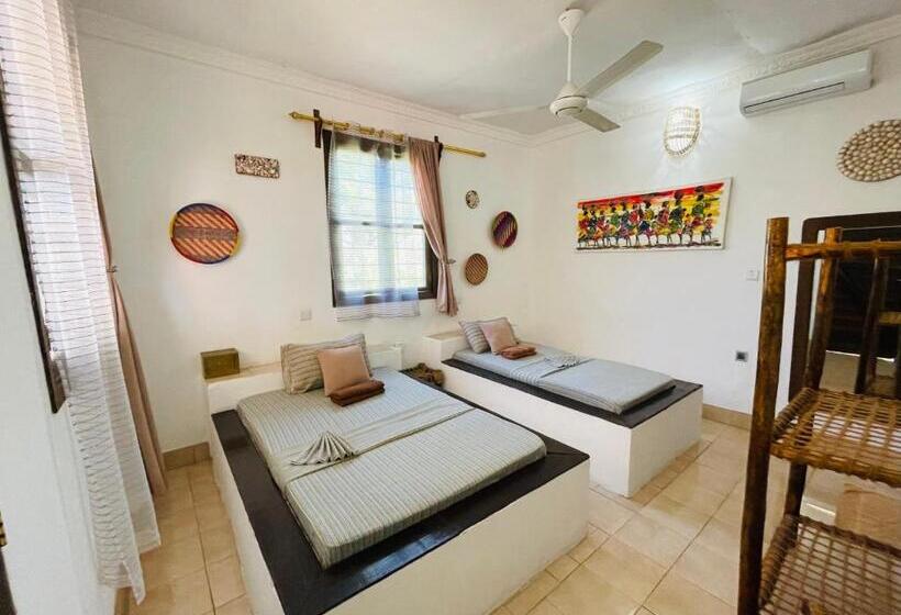 اتاق استاندارد با تراس, Max Hotel Nungwi