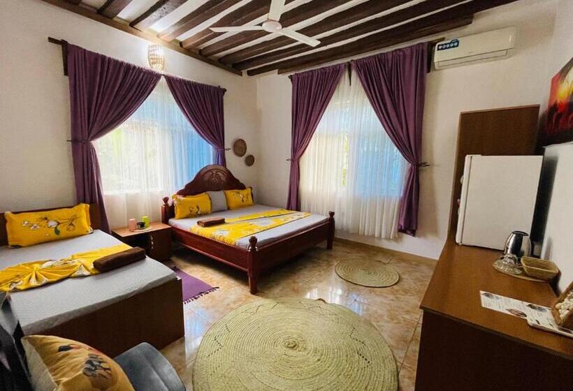 اتاق سوپریور با تخت بزرگ, Max Hotel Nungwi