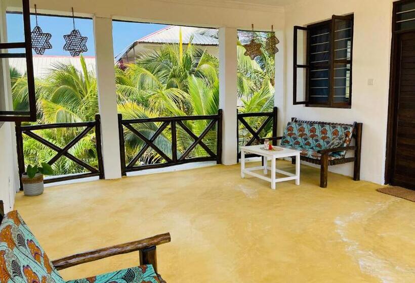 اتاق استاندارد با تراس, Max Hotel Nungwi