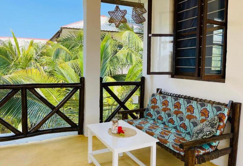 اتاق استاندارد با تراس, Max Hotel Nungwi