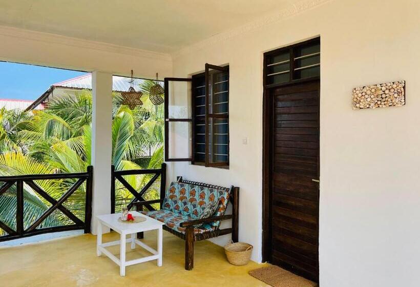 اتاق استاندارد با تراس, Max Hotel Nungwi