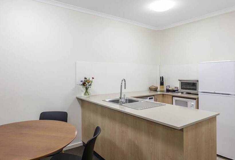 침실 2개 아파트, Ramada Encore Belconnen