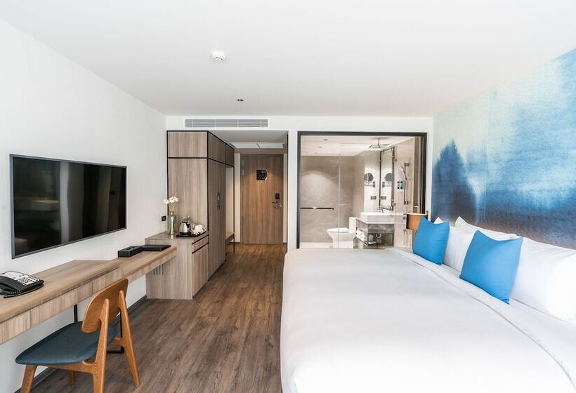 Номер Deluxe Вид на Бассейн, Best Western Plus Nexen Pattaya