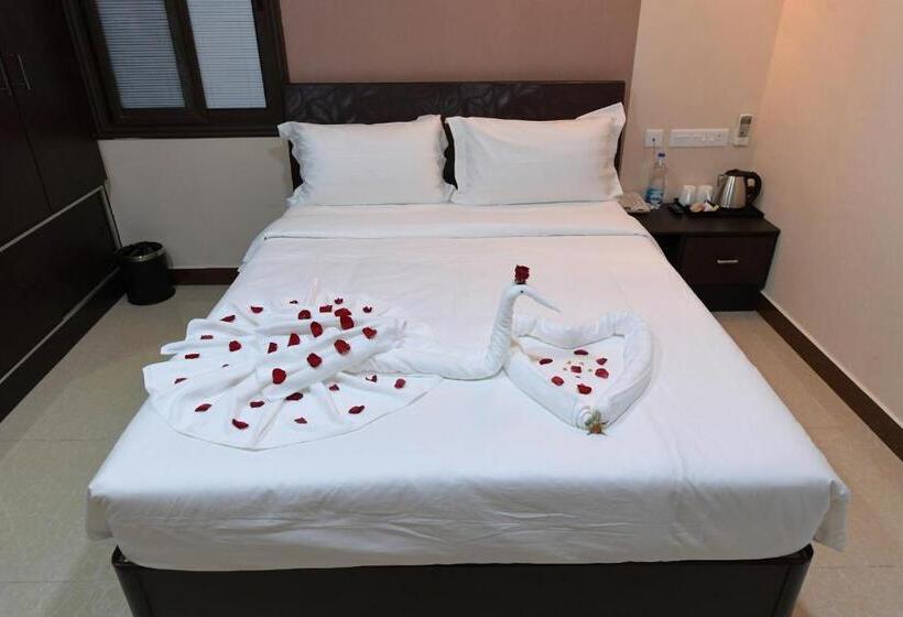 Deluxe Room, Sampath