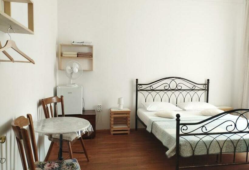 اتاق خانوادگی با سرویس بهداشتی مشترک, Guest House Izola