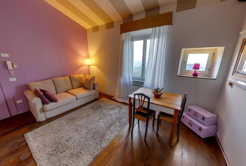 سوییت خانوادگی, Sestosenso Suites