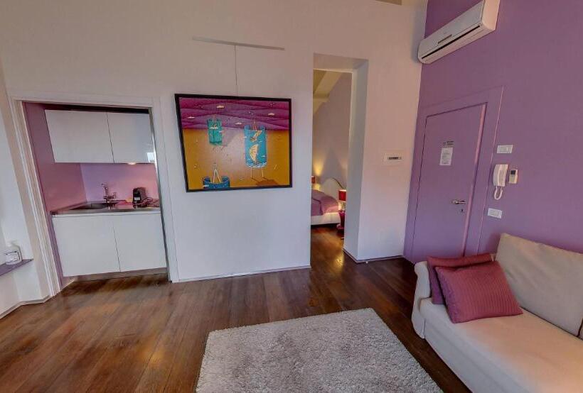 سوییت خانوادگی, Sestosenso Suites