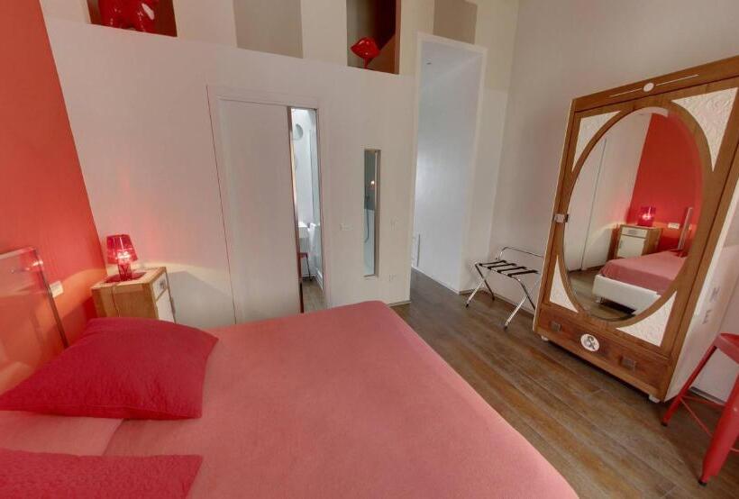 سوییت خانوادگی, Sestosenso Suites