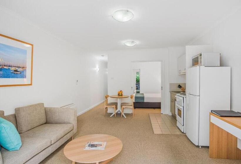 Апартаменты 1 Спальня, Aligned Corporate Residences Williamstown