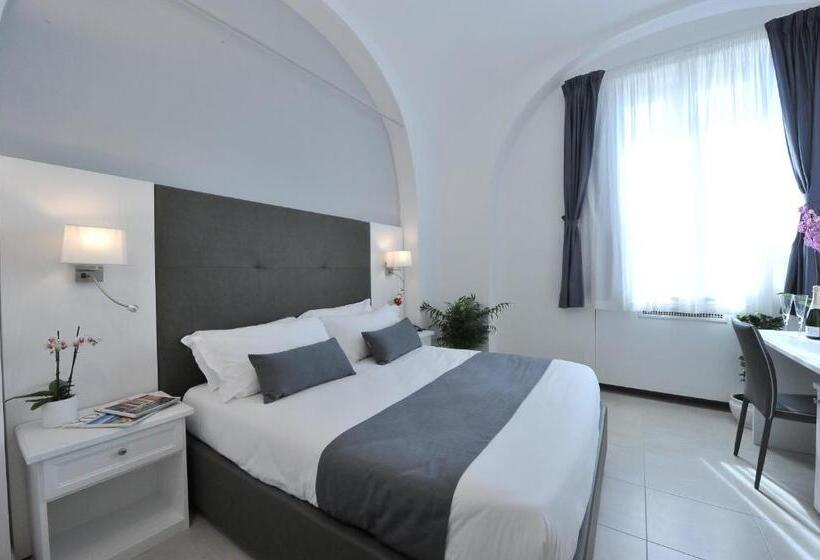 اتاق استاندارد با چشم‌انداز باغ, Sorrentobay