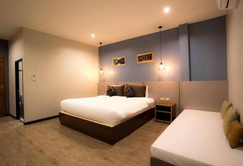 带大床的高级房间, The Sun Resort Ratchaburi