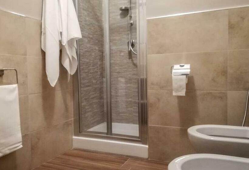 اتاق استاندارد با تخت بزرگ, A.j. B&b
