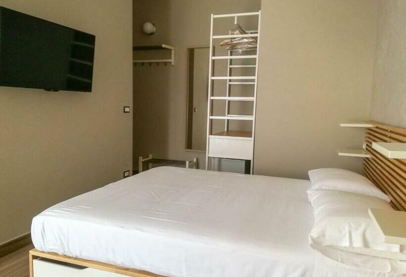 اتاق استاندارد با تخت بزرگ, A.j. B&b