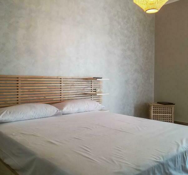 اتاق استاندارد با تخت بزرگ, A.j. B&b