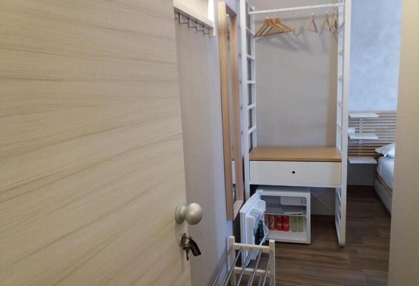 اتاق استاندارد با تخت بزرگ, A.j. B&b